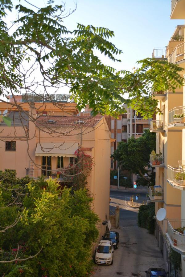 Extravaganza Apartment Cagliari Exteriör bild
